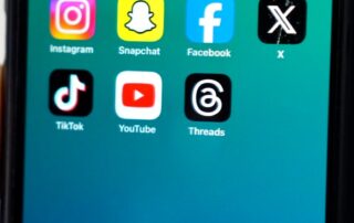 as-governments-consider-social-media-bans-for-children,-what-can-parents-do-in-the-meantime?